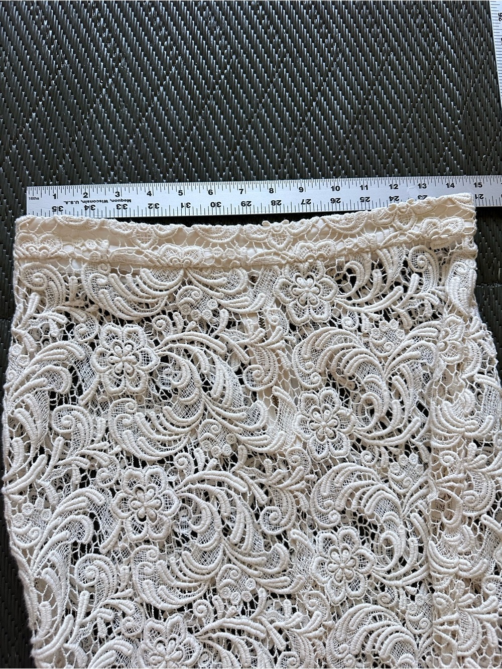 Alice + Olivia Ivory Lace Maxi Skirt Unlined Floral Guipure Sz 10 Formal - Picture 6 of 13